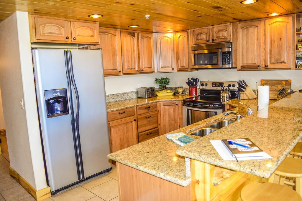 The Lodge At Duck Creek Duck Creek Village Екстериор снимка